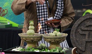 Phần thi Trà và Đồ ăn kèm: ‘Sự tan chảy dịu dàng’ trên sân khấu Tea Masters Cup 2025”