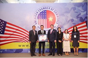 Herbalife Việt Nam lần thứ 7 liên tiếp nhận giải thưởng Trách Nhiệm Xã Hội Doanh Nghiệp của AmCham