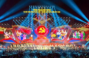 Tự hào theo Đảng quang vinh – Quảng Ninh vươn mình cất cánh