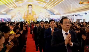 Hội đồng họ Nguyễn TP Hải Phòng trang nghiêm dự lễ hội đầu xuân tại Chùa Đỏ An Hồng