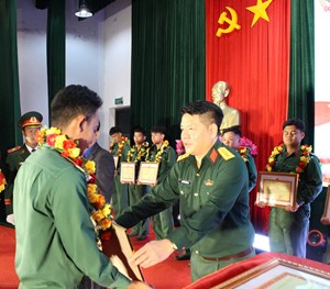 Tôn vinh những năm tháng quân ngũ của chiến sĩ trẻ Đà Nẵng