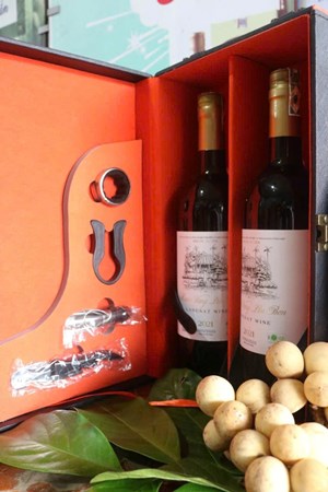  Rượu vang lòn bon xứ Tiên