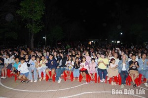 Đắk Lắk tổ chức chương trình nghệ thuật chào mừng thành công cuộc bầu cử