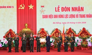 Quân khu 5 đón nhận danh hiệu Anh hùng Lực lượng vũ trang nhân dân