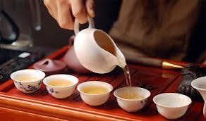 Câu chuyện văn hóa bên tách chè Truồi xanh
