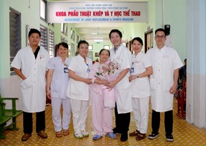 Bệnh viện Trung ương Huế: Đột phá với ca phẫu thuật Megaprosthesis đầu tiên tại miền Trung