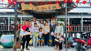 Trưởng thôn 9X khởi nghiệp với “miền Tây thu nhỏ” giữa lòng Bình Định