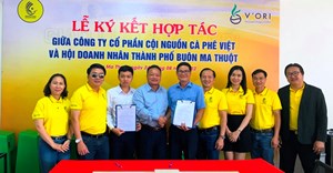 Hội Doanh nhân Thành phố Buôn Ma Thuột ký kết hợp tác Công ty CP Cội Nguồn Cà Phê Việt 