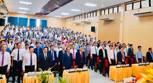 Hơn 1.400 tân sinh viên nhập học Trường Đại học Y - Dược, Đại học Huế