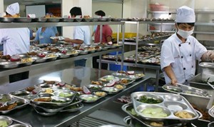 Huế rà soát toàn diện chuỗi cung ứng thực phẩm trường học