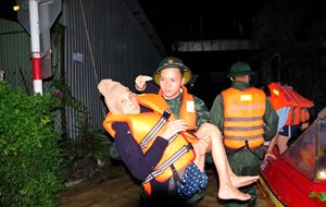 Bão số 13- Thước đo năng lực của chính quyền hai cấp