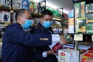Hà Nội: Thu giữ nhiều sản phẩm tại chuỗi cửa hàng Ngôi Nhà Đức 