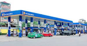 Petrolimex báo lãi quí III tăng 64%