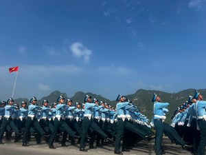 Bức tranh thời đại hào hùng: Từ bước chân người lính đến sức mạnh và niềm tin quốc gia