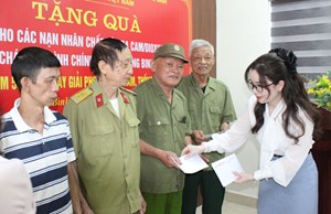 Người phụ nữ âm thầm gieo yêu thương