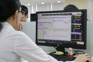 Đánh giá thị trường chứng khoán ngày 12/5: VN-Index có thể sẽ tiếp tục giằng co tại khu vực 1240-1270 trong những phiên tiếp theo