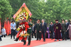 Tổng Bí thư, Chủ tịch nước Tô Lâm cùng nhân dân hướng về cội nguồn dân tộc