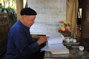  Nghệ nhân Ưu tú Lường Văn Hoạt: Người gìn giữ tiếng nói, chữ viết dân tộc Thái
