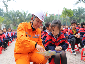EVNNPC đảm bảo cung ứng điện an toàn, ổn định phục vụ phát triển kinh tế - xã hội Quý I/2025 và các giải pháp 9 tháng cuối năm 2025