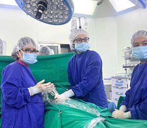 Lần đầu tiên tại Việt Nam: Vinmec truyền máu bào thai cứu sống thai nhi 17 tuần tuổi