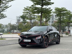 Chủ xe điện VinFast: Không cần phải chọn giữa mạnh mẽ và an toàn, VF 7 có tất cả