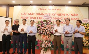 Lãnh đạo Hà Tĩnh gặp mặt các Nhà báo nhân kỷ niệm 97 năm Ngày Báo chí cách mạng Việt Nam