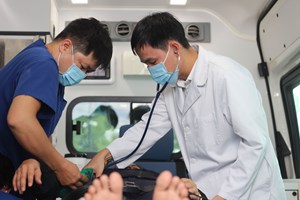Vinmec Phú Quốc cứu sống cụ bà 92 tuổi mắc nhiễm khuẩn huyết, suy hô hấp cấp nguy kịch