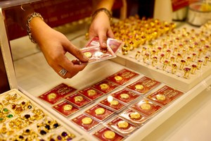 Nếu áp thuế chuyển nhượng vàng miếng, nhà đầu tư cần lưu ý gì?