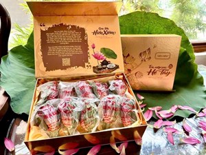 Giữ lại mùa Sen: Nghệ thuật ướp trà từ Quảng An