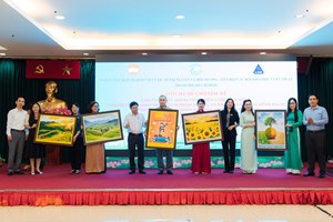 MaiHoa Group đồng hành cùng phong trào “Lớp học xanh, sạch – Vì tương lai tốt đẹp” bằng sản phẩm Tranh Nano Airpurity