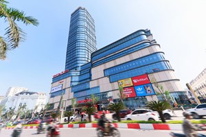 Không khí lễ hội bùng nổ ngày khai trương TTTM Vincom thứ 90 – Vincom Plaza Vinh