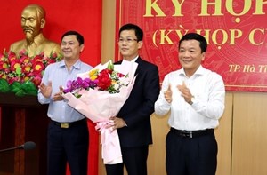 Ông Nguyễn Trọng Hiếu giữ chức Chủ tịch UBND TP. Hà Tĩnh