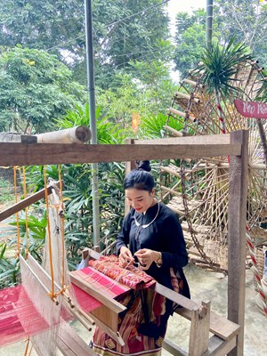 Phát triển kinh tế gắn liền với bảo tồn văn hóa nơi miền Tây xứ Nghệ