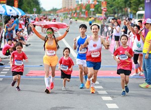 Nghệ An: Giải marathon “Hành trình về Làng Sen” đã tìm được nhà vô địch