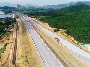 Nghệ An: Rà soát việc kết nối các tuyến đường bộ cao tốc 