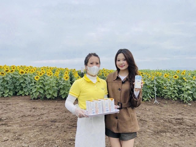 TH true OAT l&agrave; sản phẩm sữa thực vật ph&ugrave; hợp cho cả gia đ&igrave;nh, một s&aacute;ng tạo của thương hiệu TH. &nbsp;