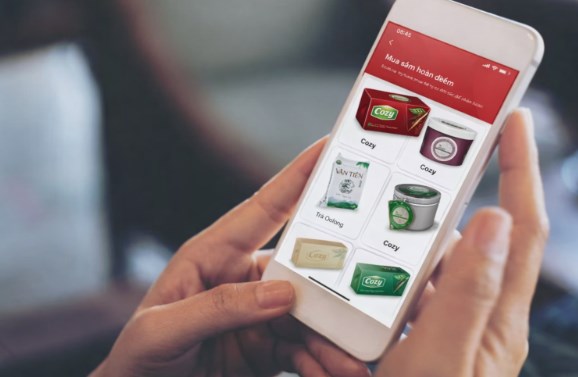 Khuyến m&atilde;i c&oacute; thể tạo ra những &ldquo;đợt s&oacute;ng&rdquo; doanh số ngắn hạn, nhưng niềm tin mới l&agrave; nền tảng gi&uacute;p gian h&agrave;ng ch&egrave; tồn tại v&agrave; ph&aacute;t triển l&acirc;u d&agrave;i tr&ecirc;n s&agrave;n số.