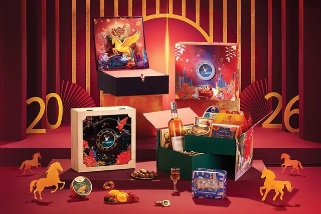 Thị trường quà Tết 2026: Từ quà biếu đến trải nghiệm - Ảnh 2