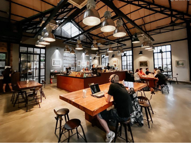 Tái định nghĩa không gian F&amp;B: Xu hướng "cà phê im lặng" - Ảnh 3