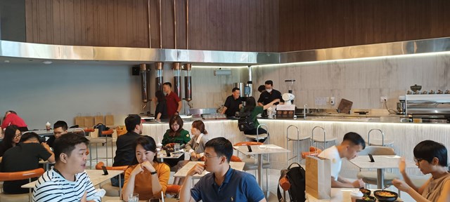 Thị trường chuỗi c&#224; ph&#234; Việt Nam: T&#226;n binh ngoại “đổ bộ”, chuỗi nội địa mở rộng - Ảnh 1