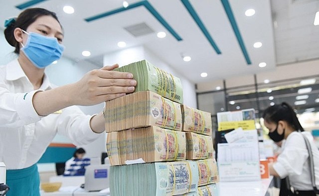 Trong 11 th&#225;ng năm 2023 dư nợ t&#237;n dụng bất động sản vượt 1 triệu tỷ đồng, tăng 25% so với đầu năm - Ảnh 1