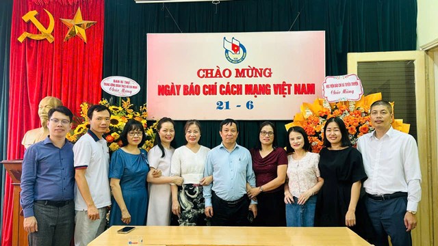 Chào năm mới 2026: Tạp chí Thanh niên cùng tuổi trẻ Việt Nam tự hào, vững tin theo Đảng - Ảnh 3