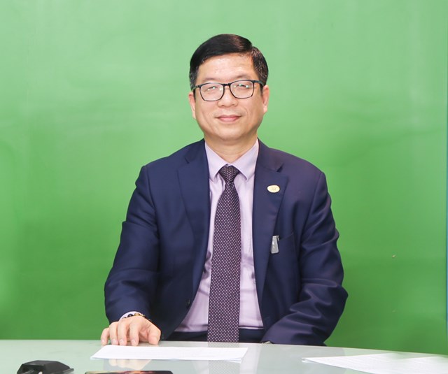 TS. Ho&agrave;ng Xu&acirc;n Hiệp - Hiệu trưởng Trường Đại học C&ocirc;ng nghiệp v&agrave; Thương mại H&agrave; Nội.