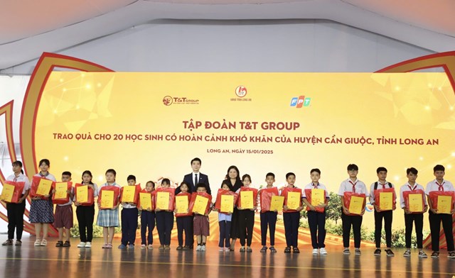 T&amp;T Group lu&ocirc;n đồng h&agrave;nh c&ugrave;ng c&aacute;c địa phương trong c&ocirc;ng t&aacute;c an sinh x&atilde; hội, trong đ&oacute; c&oacute; tỉnh Long An. &nbsp;