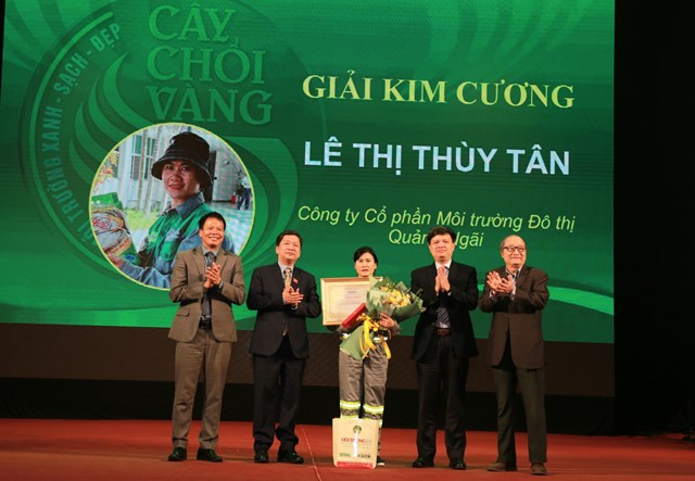 Lễ trao giải C&#226;y chổi v&#224;ng - T&#244;n vinh c&#244;ng nh&#226;n vệ sinh m&#244;i trường lần thứ 4 - 2023 - Ảnh 14