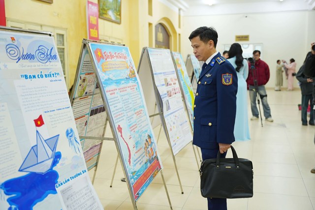 Tạp chí Biển Việt Nam kết nối sinh viên với nhiệm vụ bảo vệ chủ quyền biển, đảo trong kỷ nguyên số - Ảnh 4