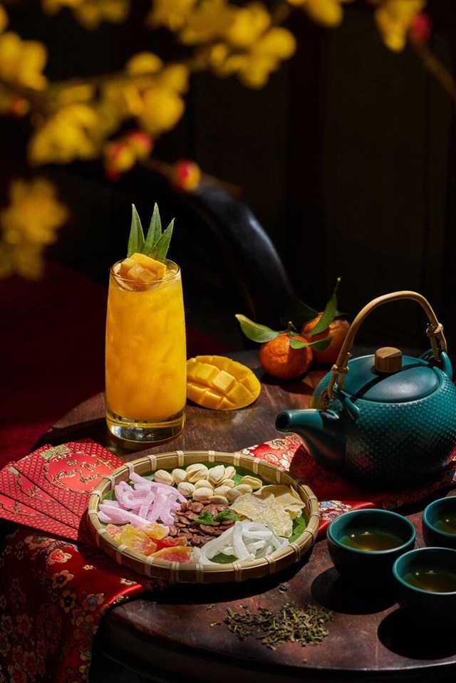 Trong nhịp sống đ&ocirc; thị ng&agrave;y c&agrave;ng nhanh, Tết kh&ocirc;ng c&ograve;n được cảm nhận trọn vẹn qua những dấu hiệu quen thuộc, m&agrave; len lỏi v&agrave;o đời sống bằng những trải nghiệm tinh tế hơn (Ảnh minh họa)