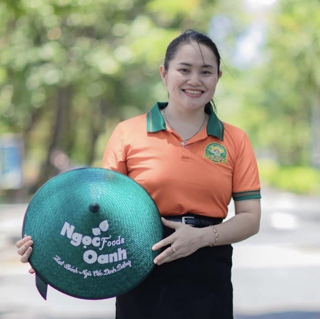 Ngọc Oanh Foods được s&aacute;ng lập bởi chị Hồ Thị Ngọc Oanh, một người con của xứ Quảng