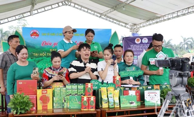 Ch&#232; Th&#225;i Nguy&#234;n &#39;bứt ph&#225;&#39; nhờ thương mại điện tử - Ảnh 3