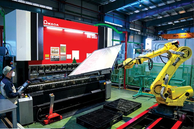 Kinh tế tư nhân tiếp tục khẳng định vai trò trụ cột - Ảnh 1